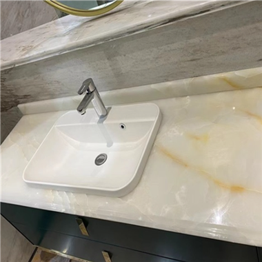 เคาน์เตอร์หินโอนิกซ์สีขาวสำหรับห้องน้ำและบ้าน